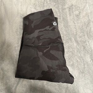 Green camo lululemon align leggings crop
